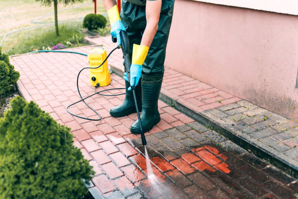 Best Patio and Deck Pressure Washing  in Mora, MN